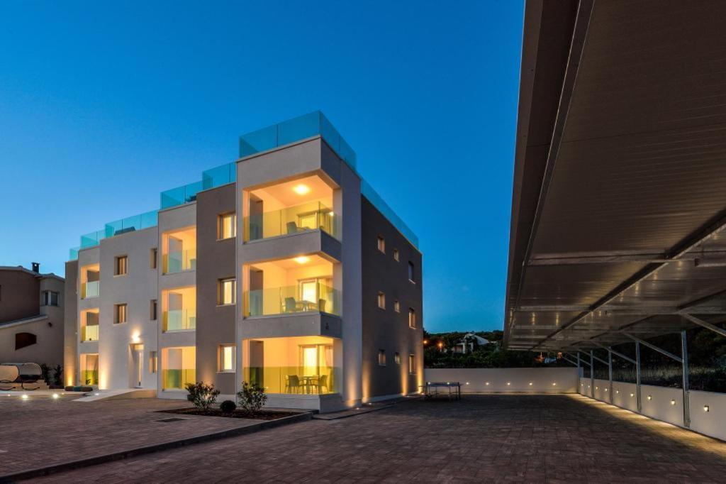 Luxury Apartment Arta-2 With Heated Pool And Jacuzzi Bibinje Exterior foto
